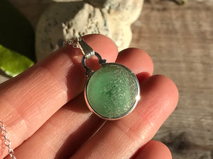 Sea Glass Marble necklace - Green Cat's Eye